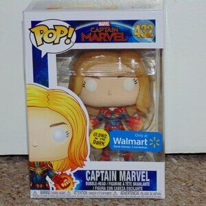 2019 Funko Pop! Marvel Captain Marvel Walmart Glow in the Dark New in Box # 432